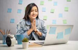 7 Ways to Politely Apologize for a Late Reply in English