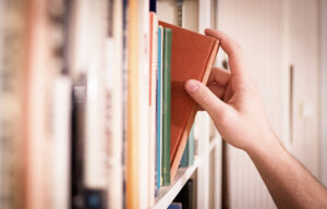 How Can a Thesaurus Help Your Language Study?